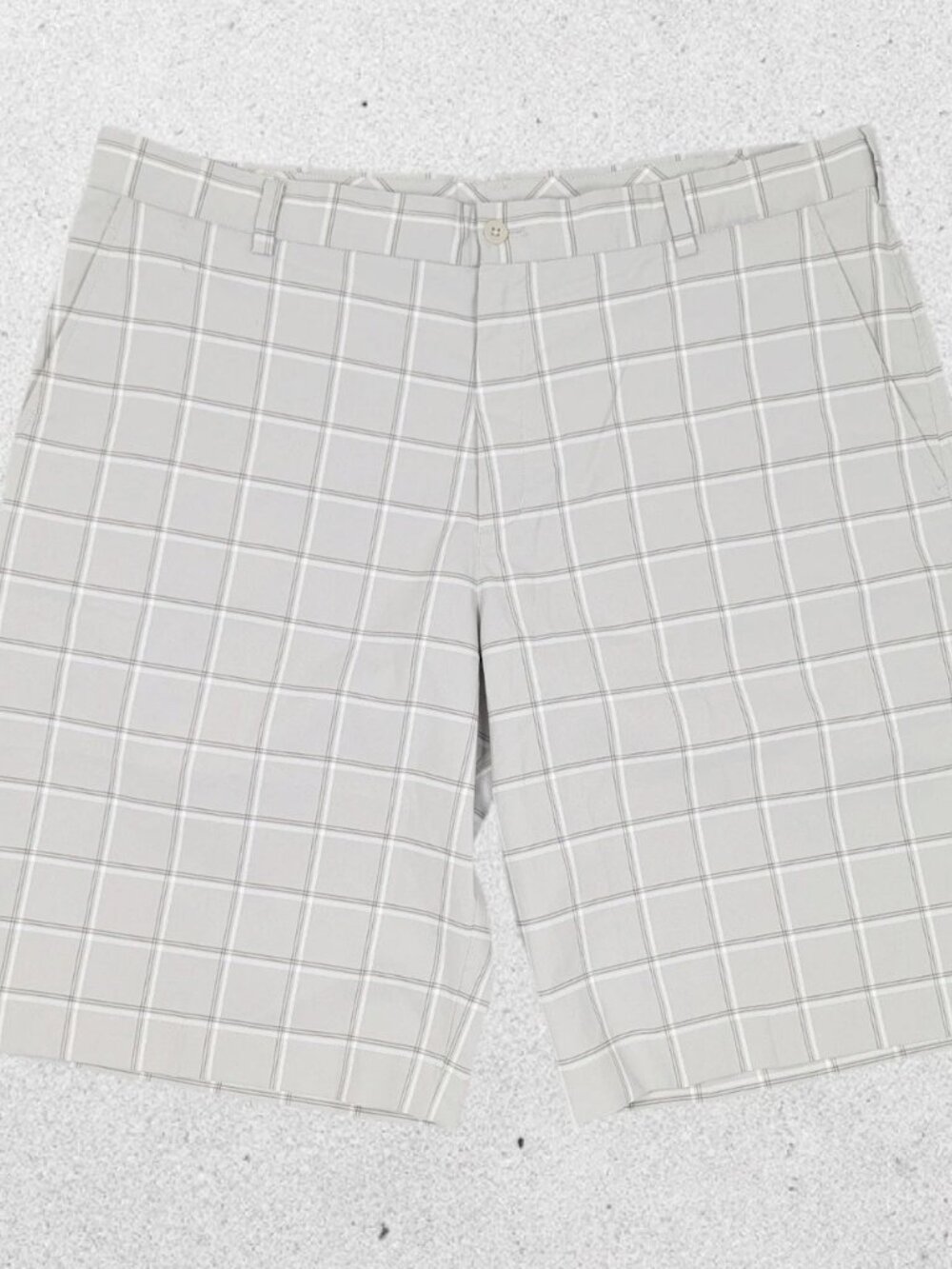 Mens Nike Golf Mens Shorts ~ Size 38 Plaid Gray